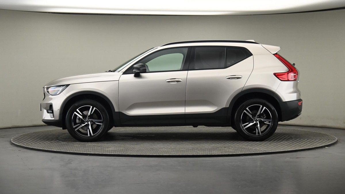 Volvo XC40 Image 23