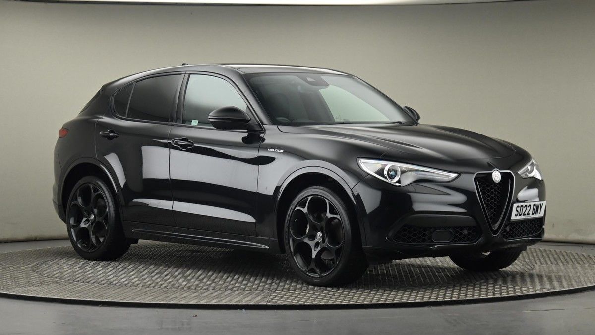 Alfa Romeo Stelvio Image 20