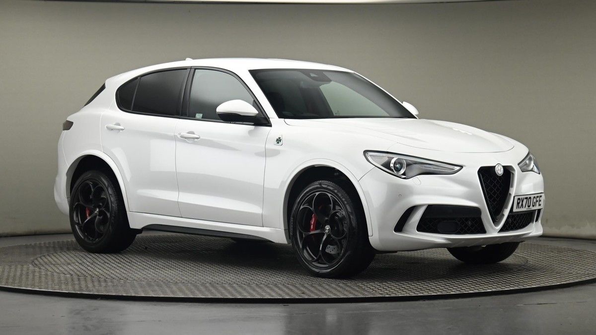 More views of Alfa Romeo Stelvio