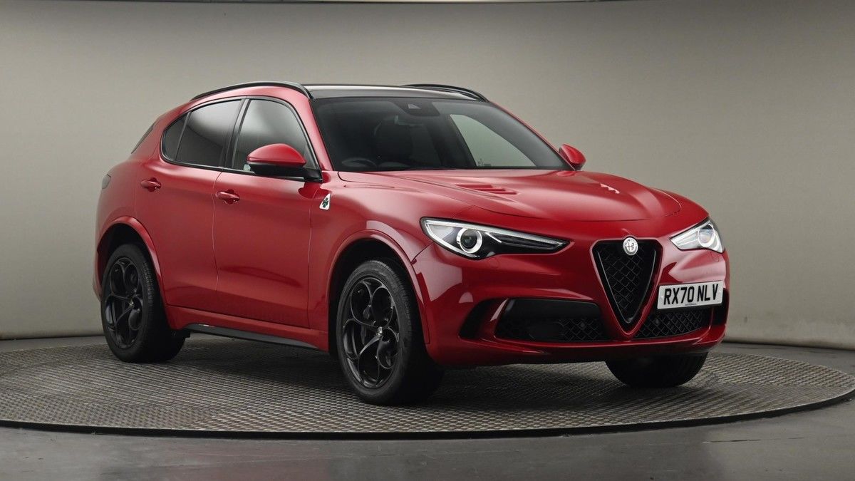 Alfa Romeo Stelvio Sticky Header Image