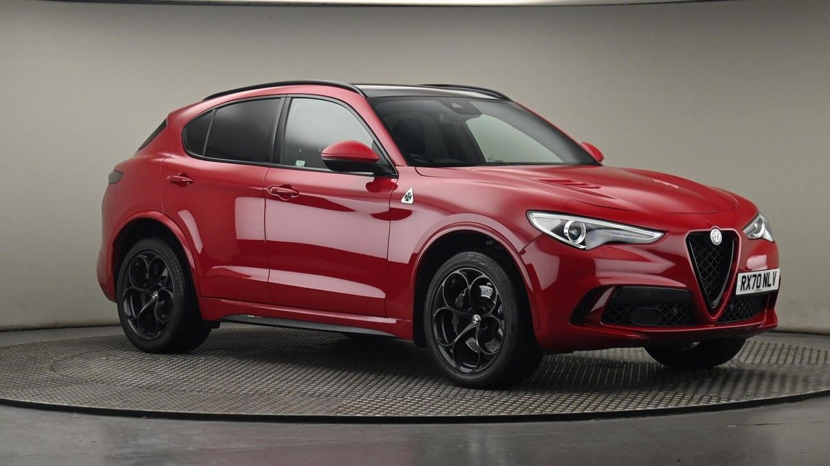 Alfa Romeo Stelvio Image 20