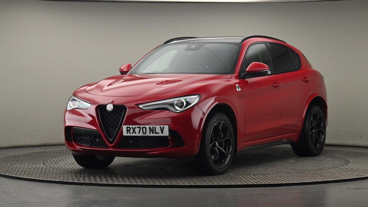 Alfa Romeo Stelvio Image 22