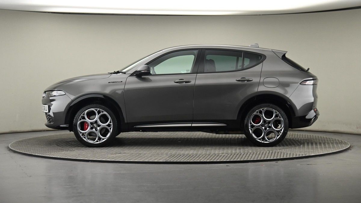 Alfa Romeo Tonale Image 23