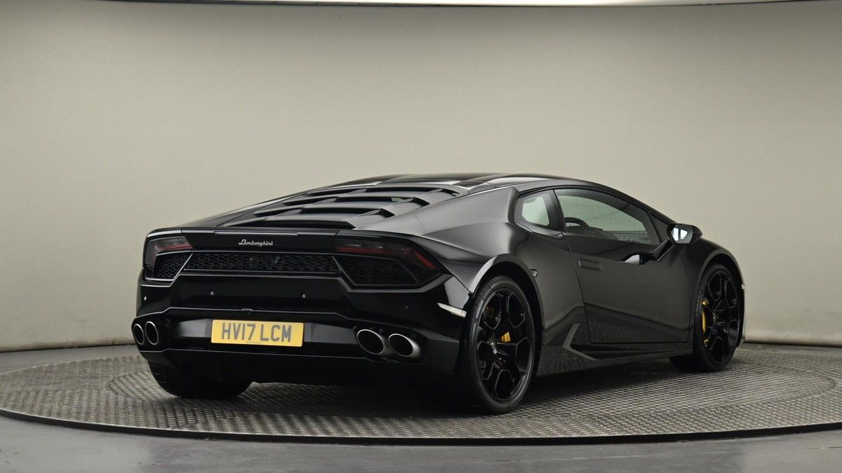 More views of Lamborghini Huracan