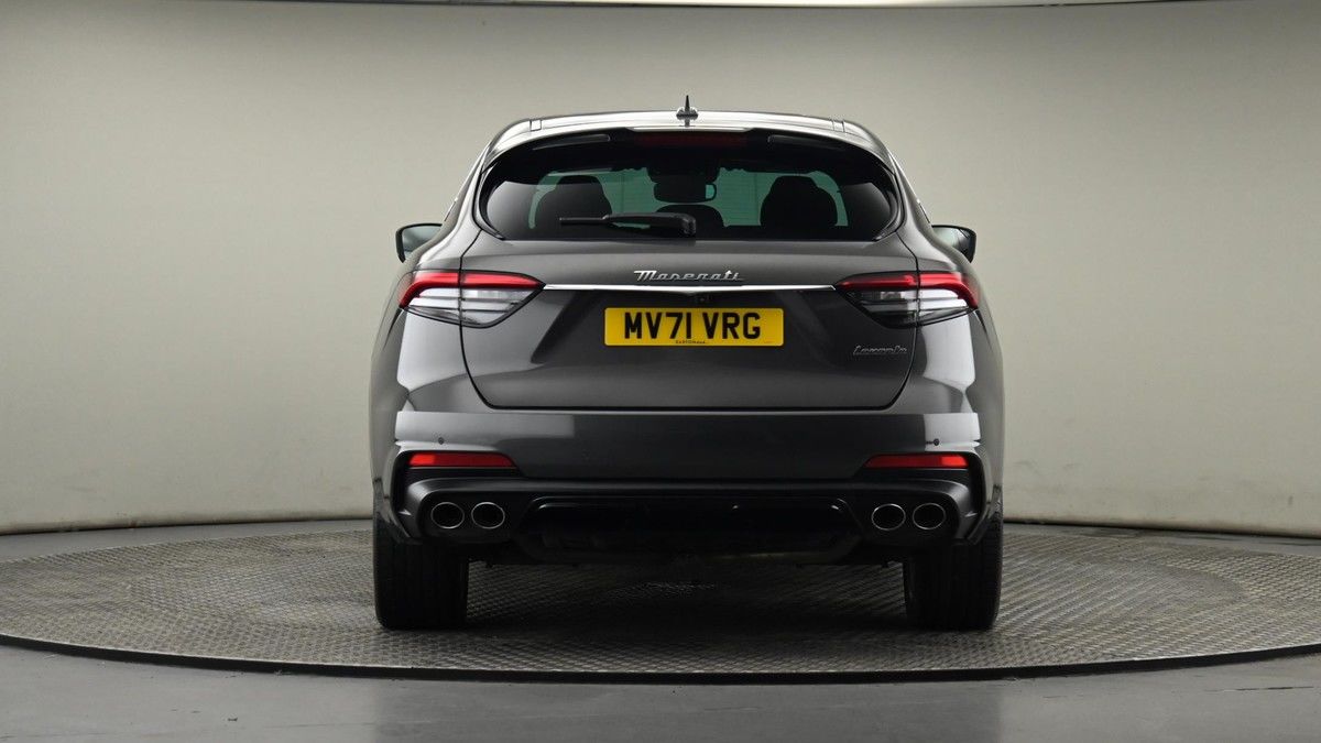 Maserati Levante Image 25