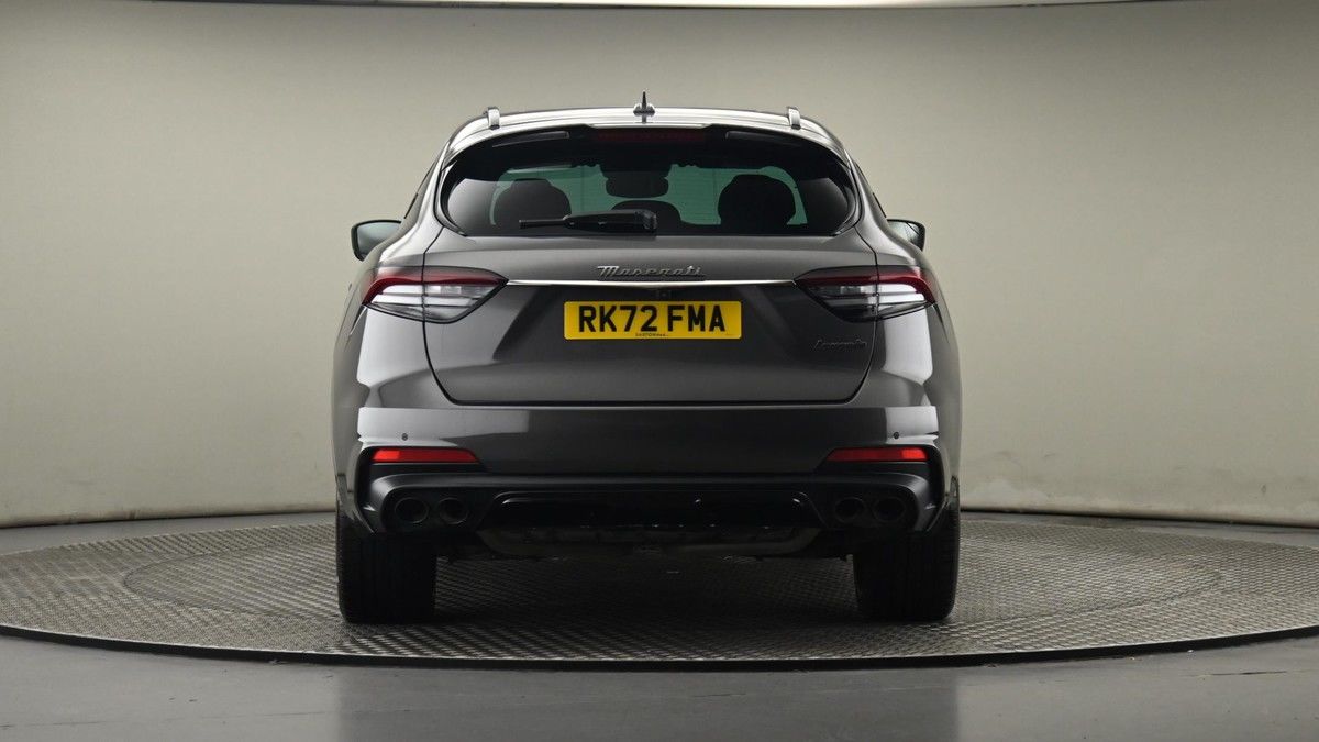 Maserati Levante Image 25