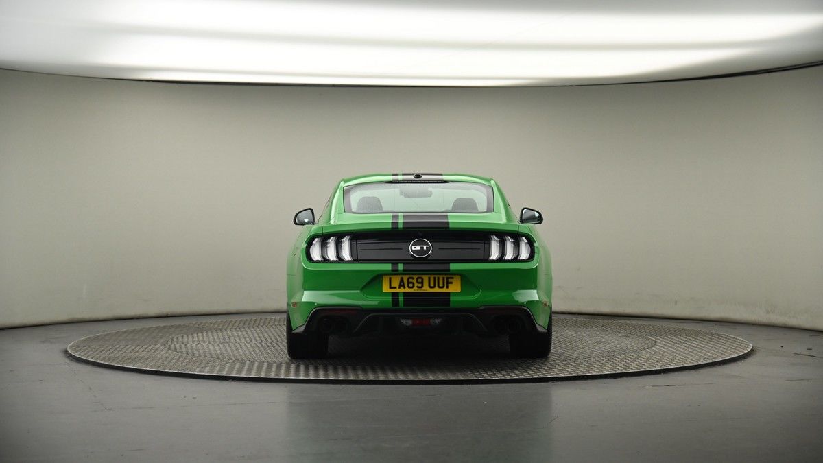 Ford Mustang Image 17