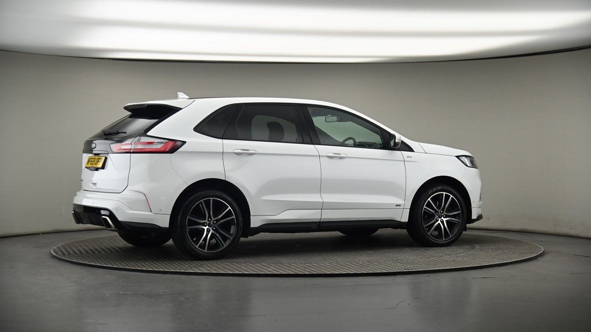 More views of Ford Edge