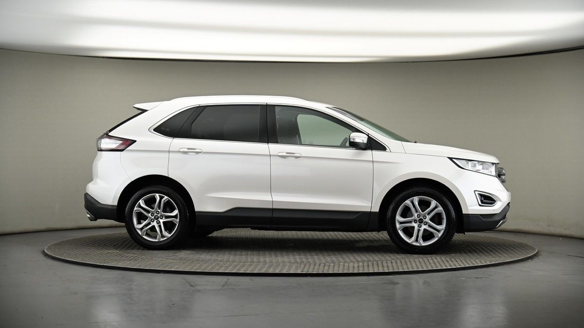 More views of Ford Edge