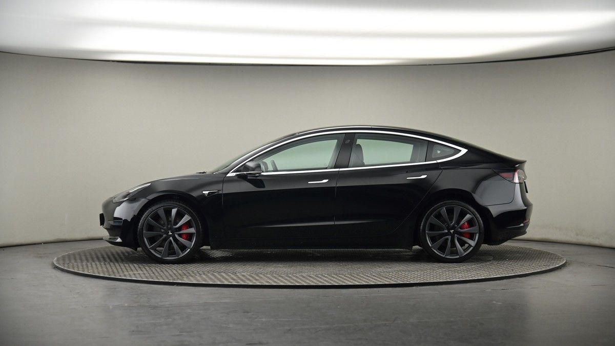 Tesla Model 3 Image 19