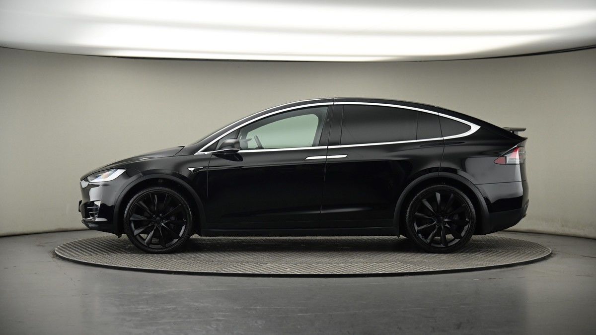 Tesla Model X Image 19