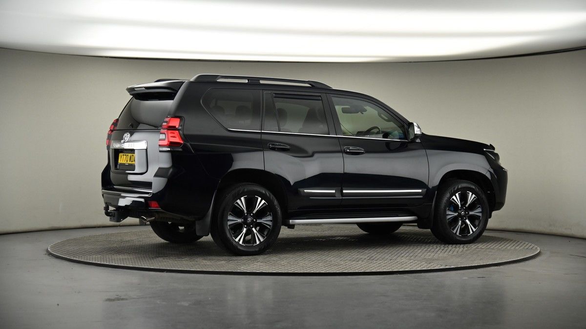 More views of Toyota Land Cruiser