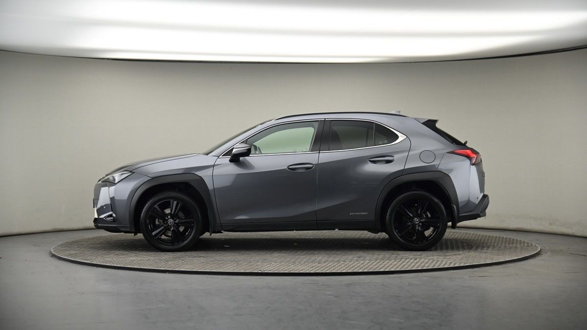 Lexus UX Image 19