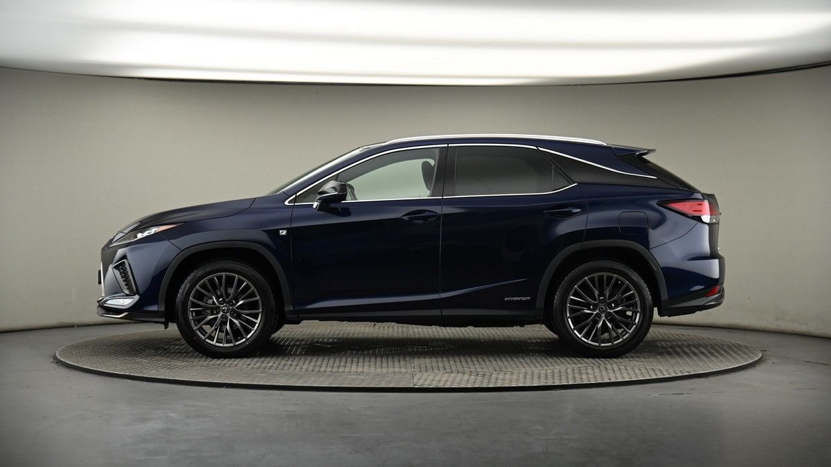 Lexus RX Image 19