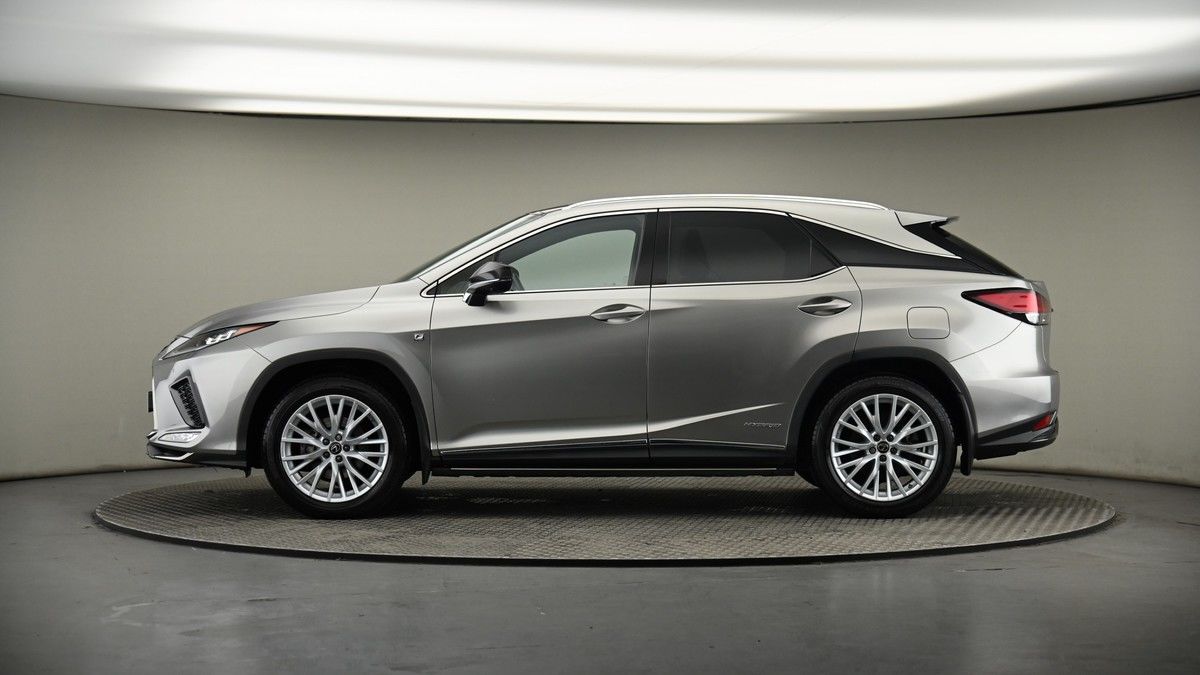 Lexus RX Image 19