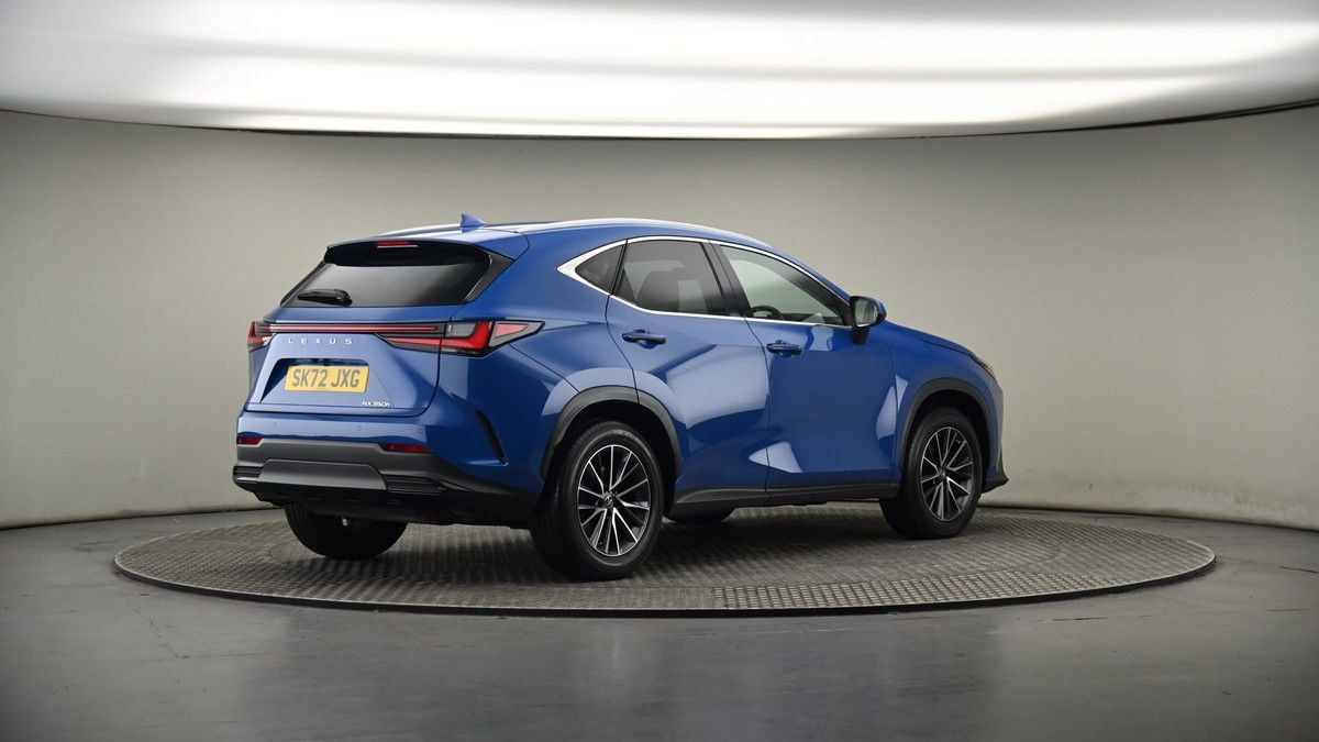 Lexus NX Image 7