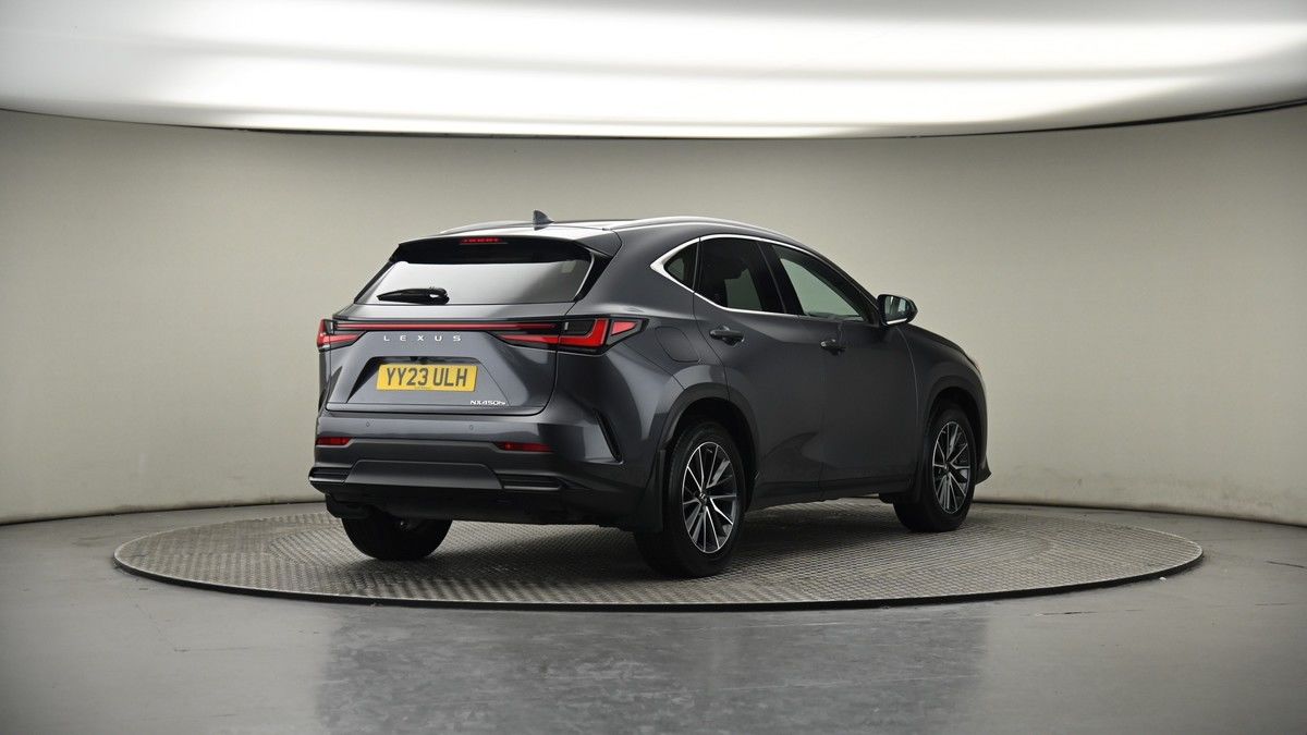 Lexus NX Image 7