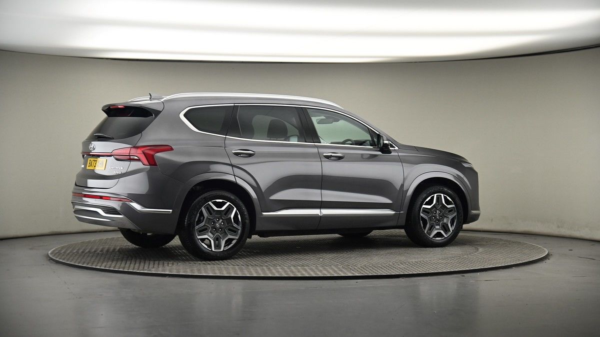 More views of Hyundai Santa Fe