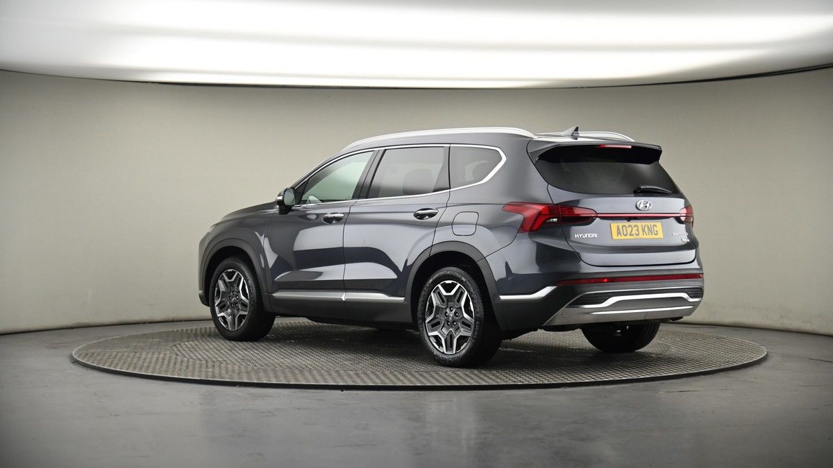 More views of Hyundai Santa Fe