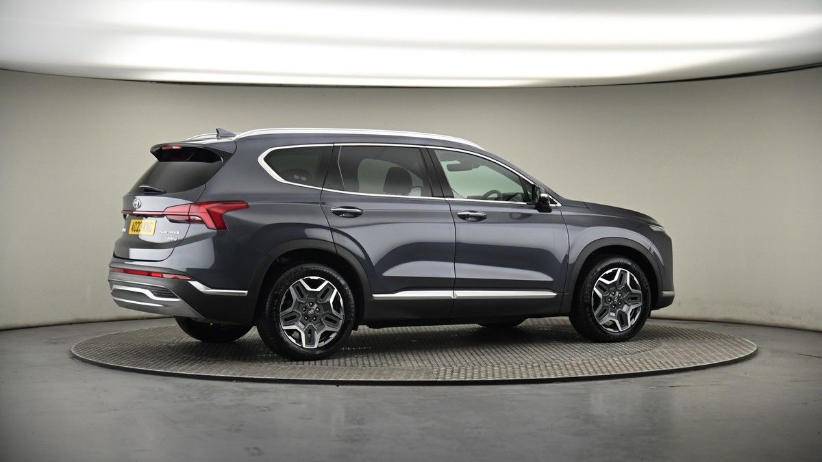 More views of Hyundai Santa Fe