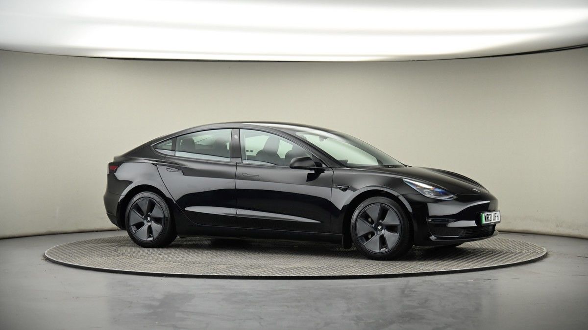 Tesla Model 3 Image 6