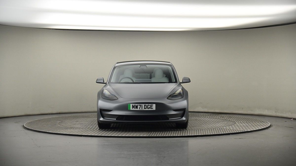 Tesla Model 3 Image 18