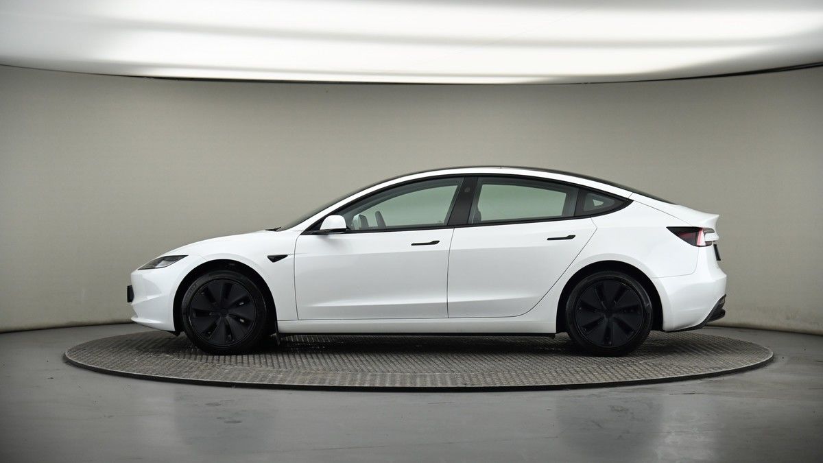 Tesla Model 3 Image 19