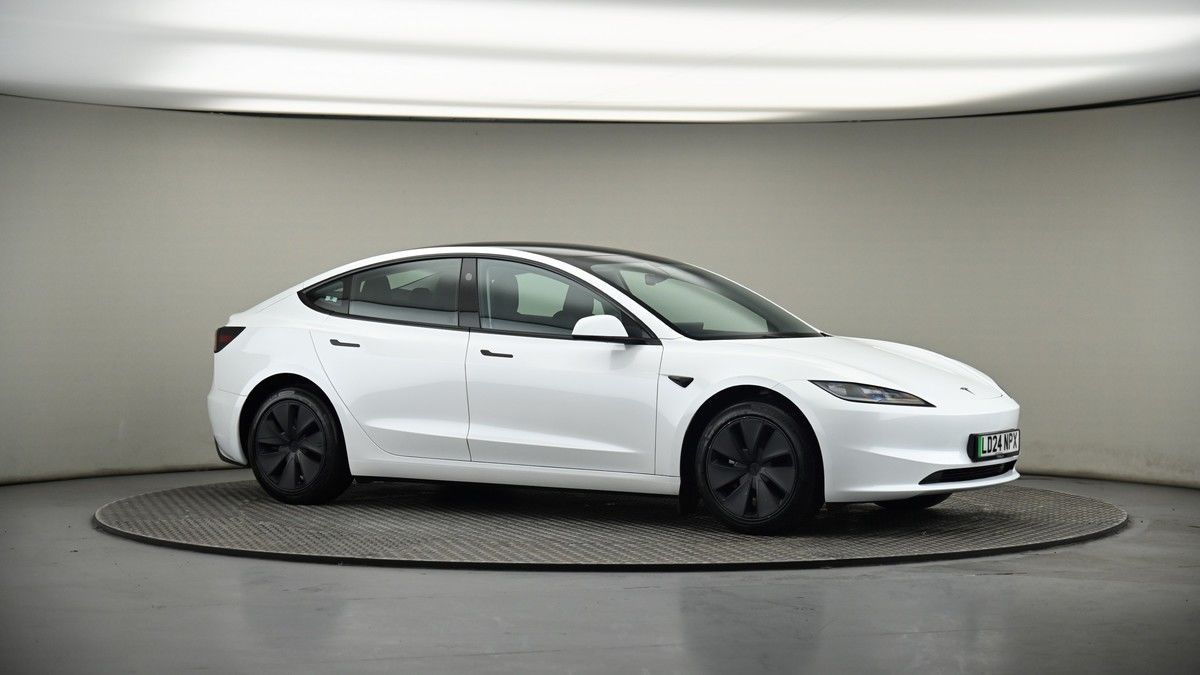 Tesla Model 3 Image 6