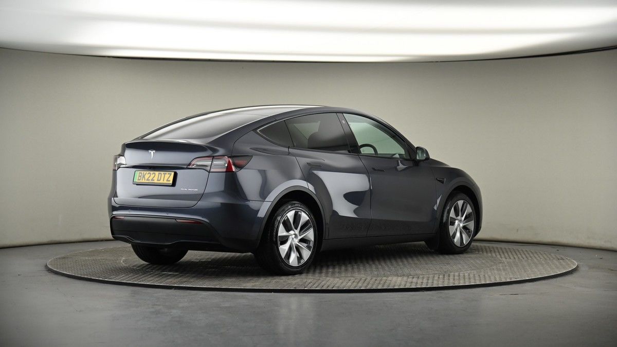 Tesla Model Y Image 7