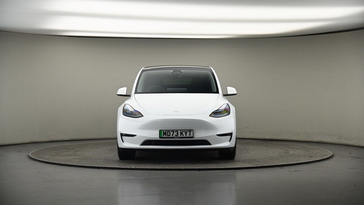 Tesla Model Y Image 18