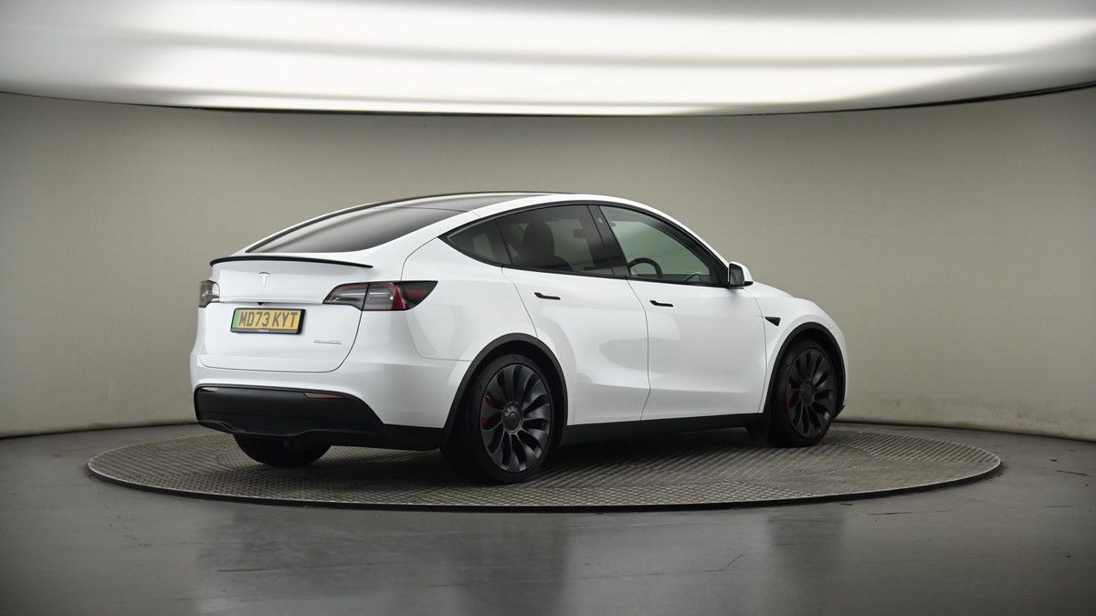 Tesla Model Y Image 7