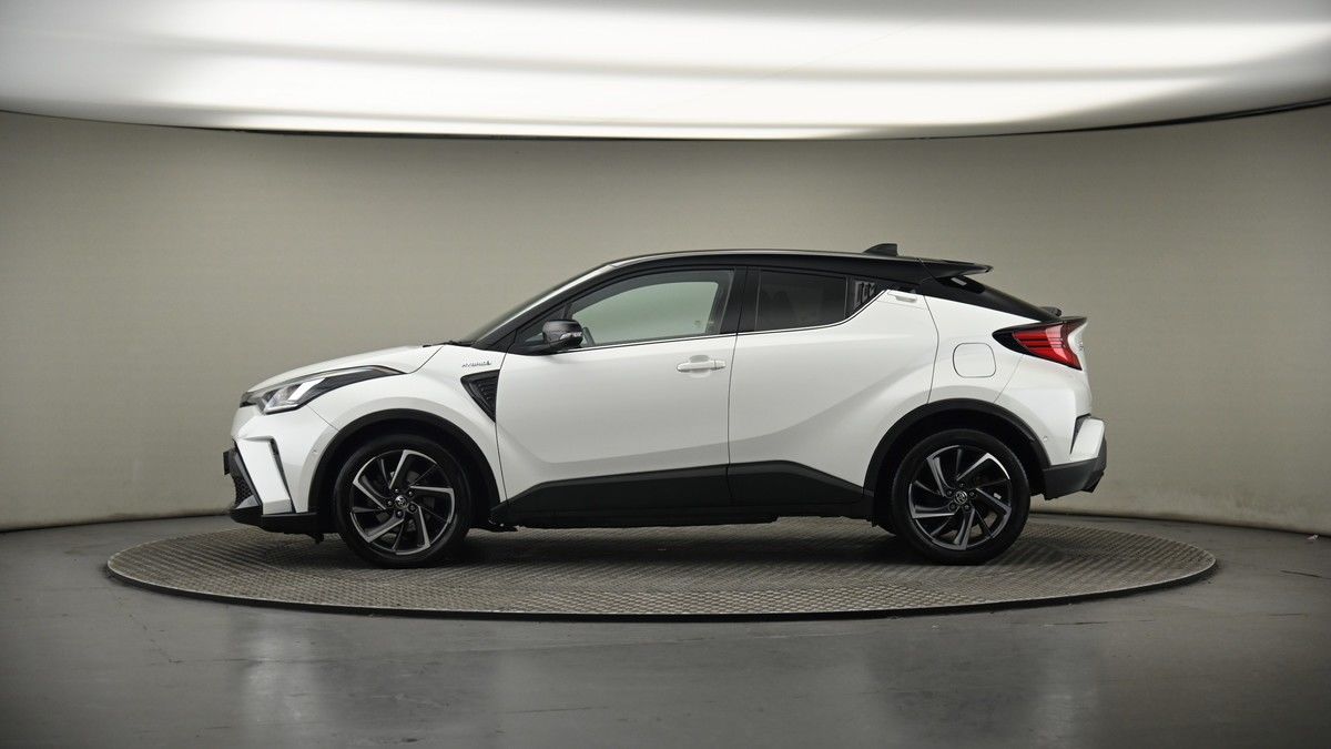 Toyota C-HR Image 19