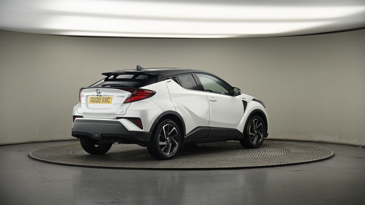 Toyota C-HR Image 7