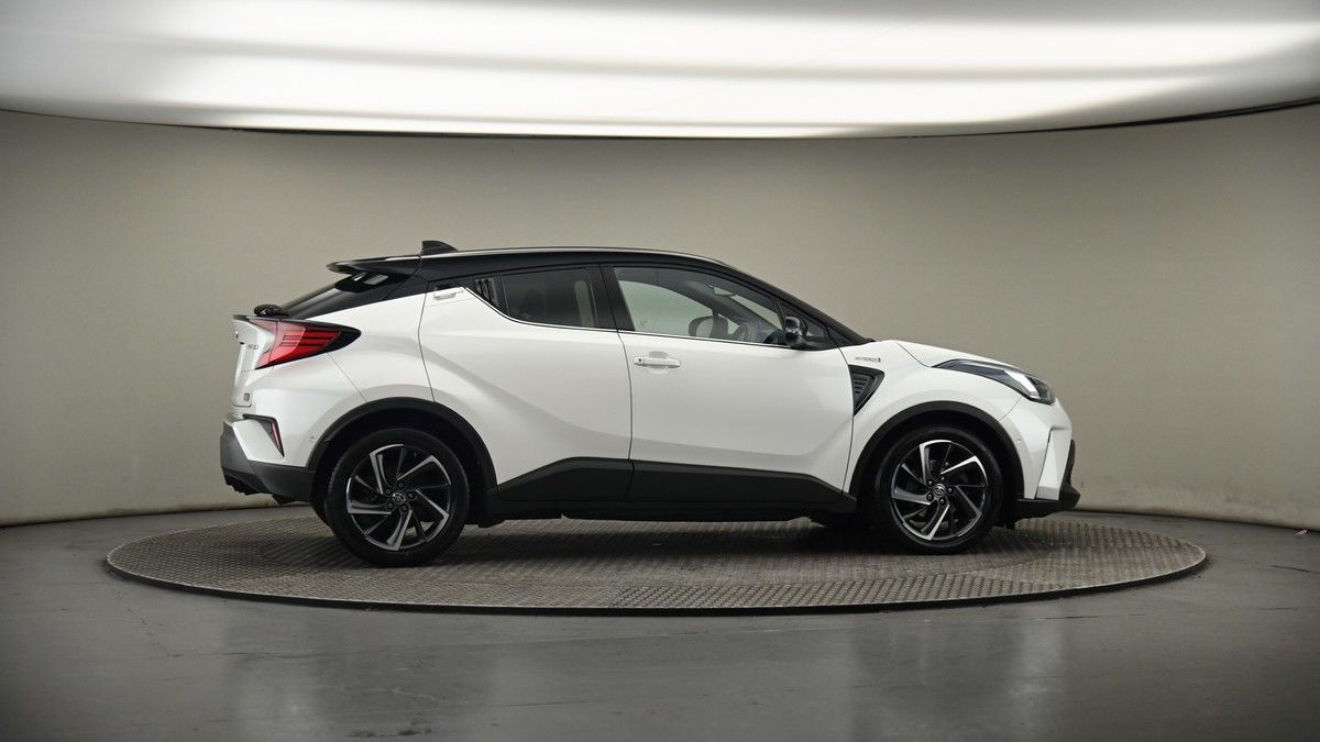 More views of Toyota C-HR