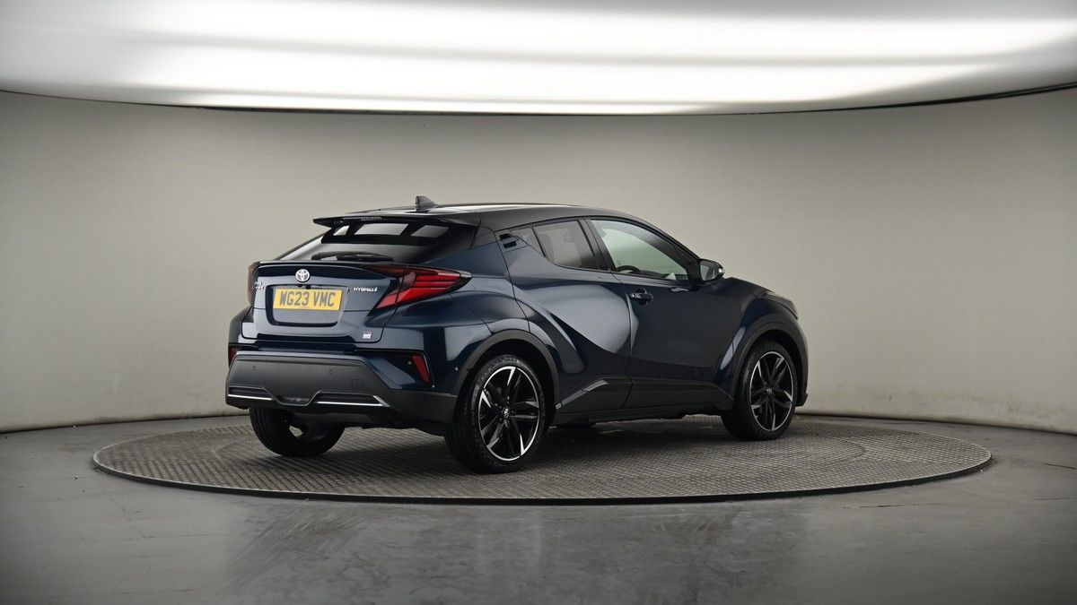 More views of Toyota C-HR