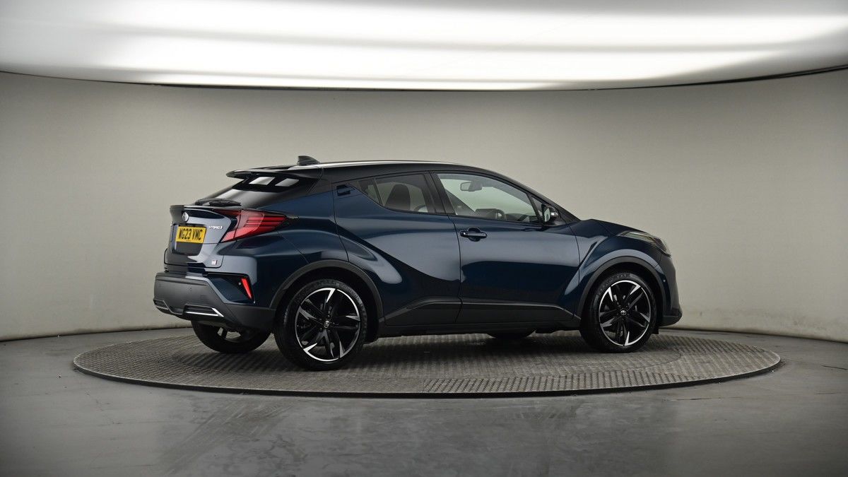 More views of Toyota C-HR