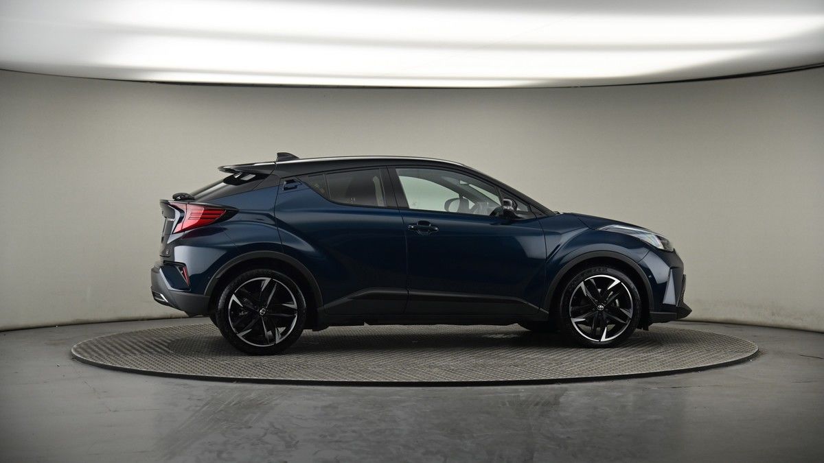 More views of Toyota C-HR