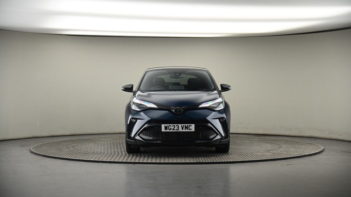 Toyota C-HR Image 18