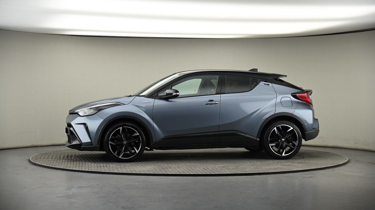 More views of Toyota C-HR