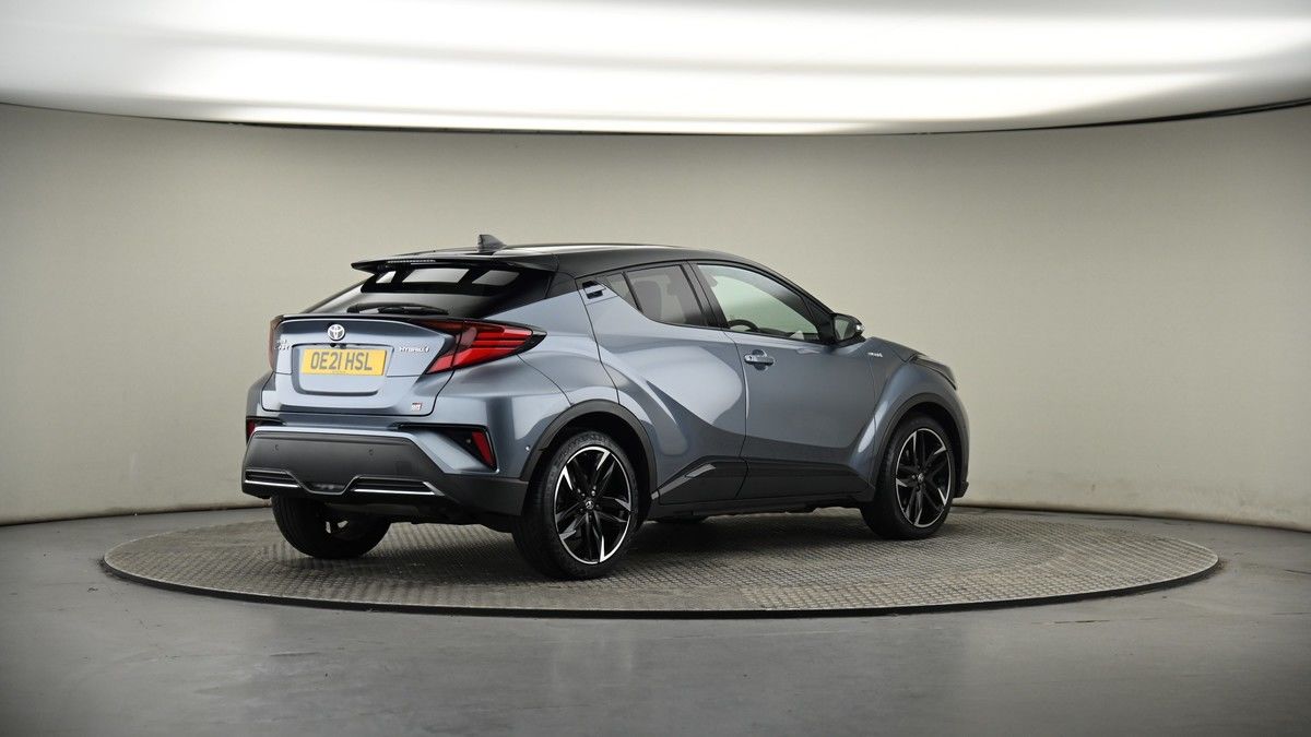 Toyota C-HR Image 6