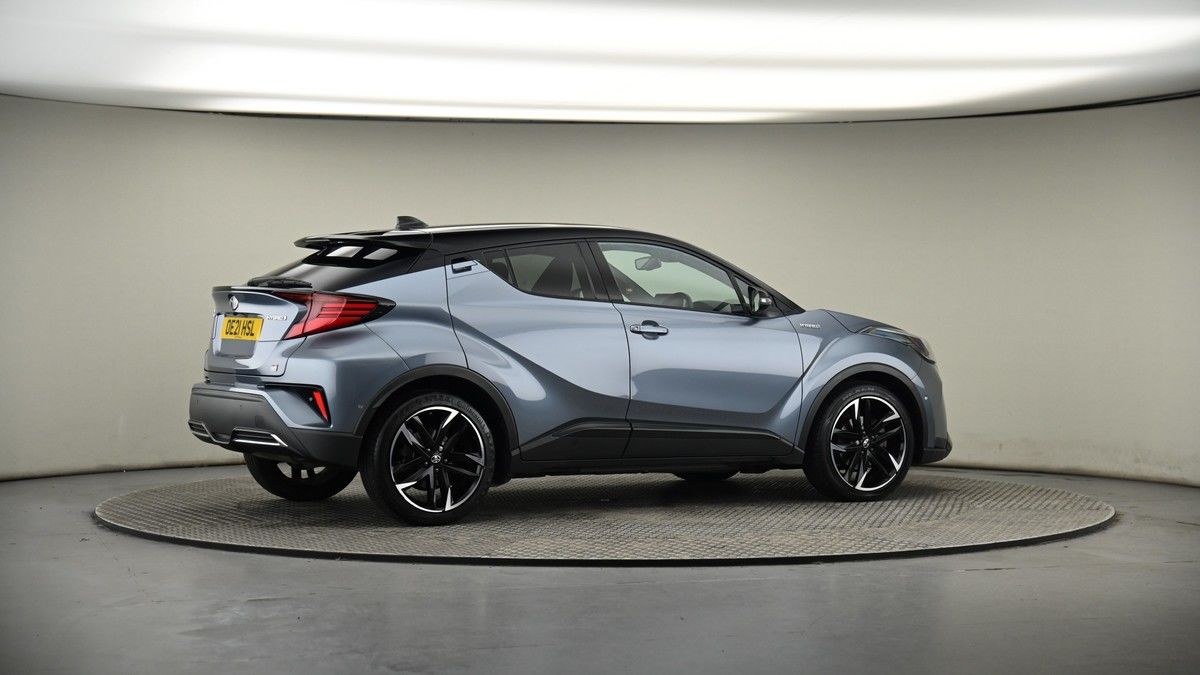 More views of Toyota C-HR