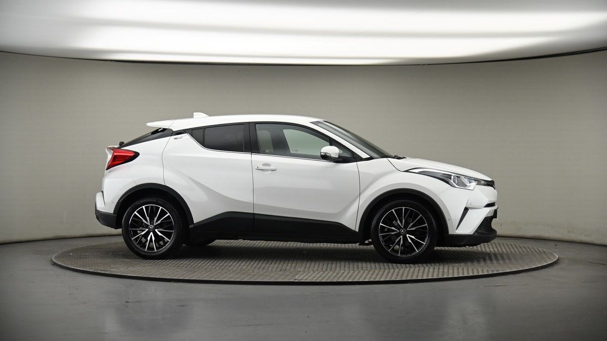 More views of Toyota C-HR