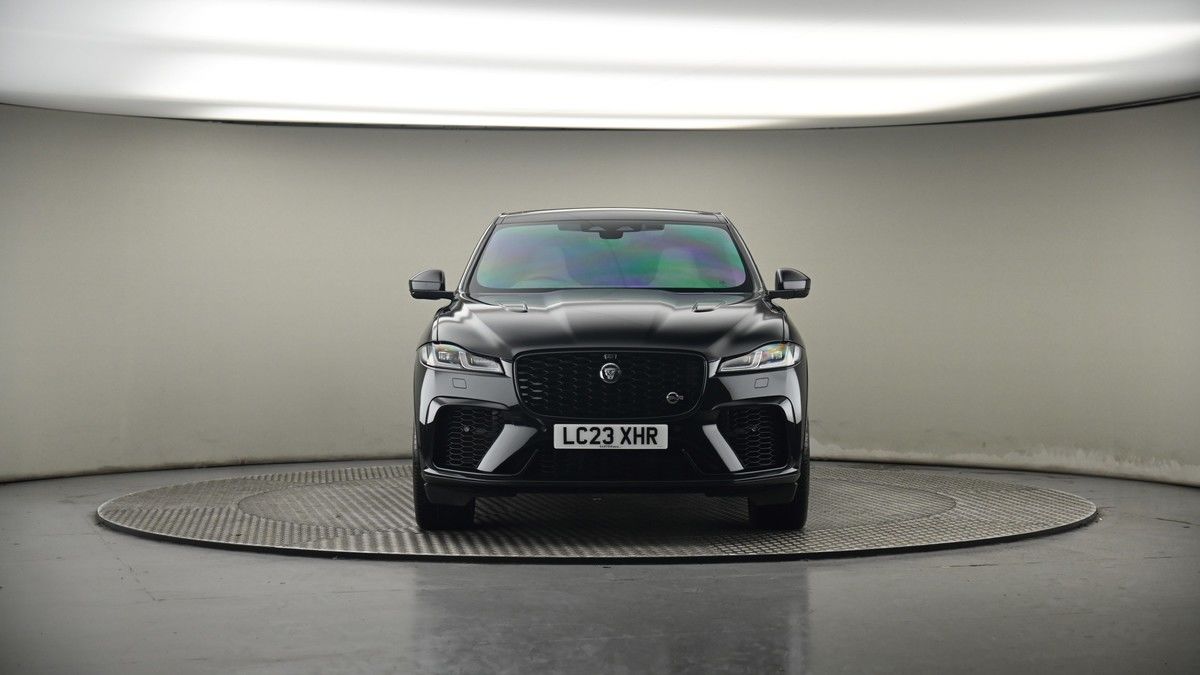 Jaguar F-PACE Image 18