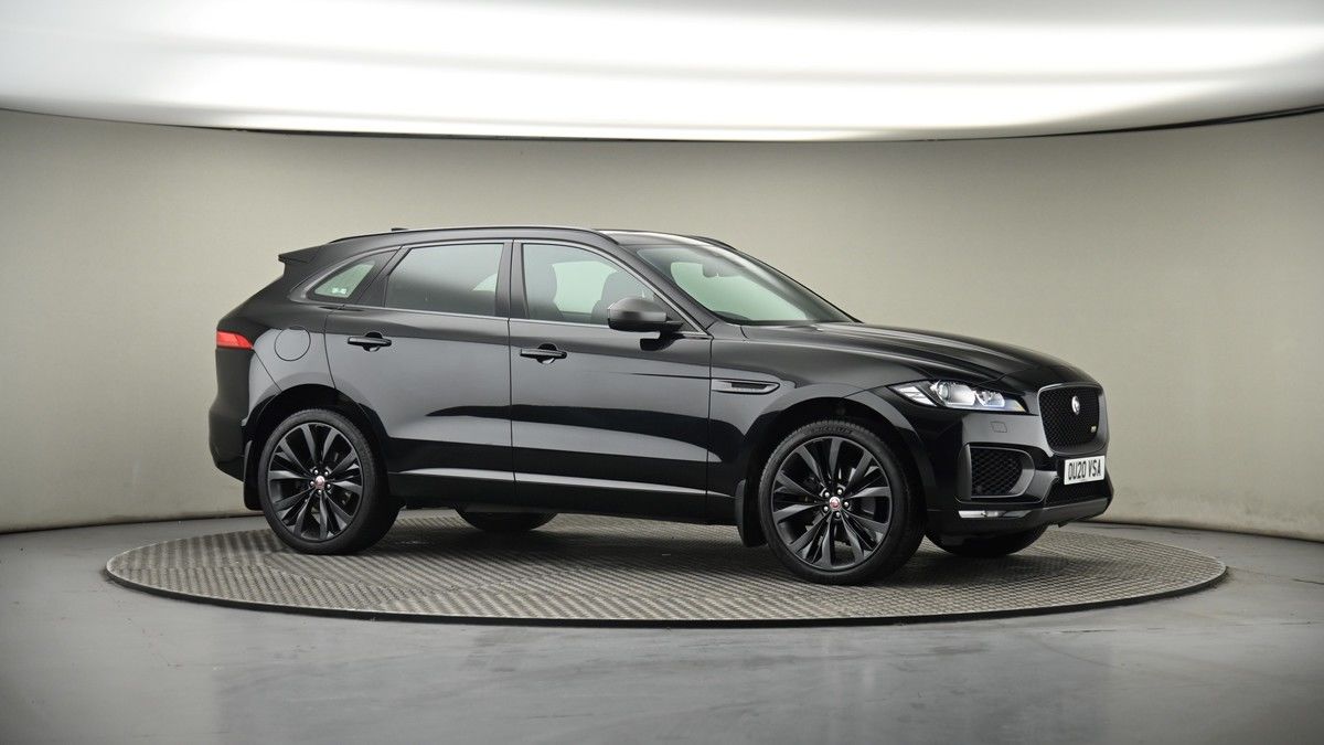 Jaguar F-PACE Image 30