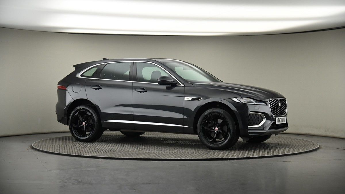 Jaguar F-PACE Image 6