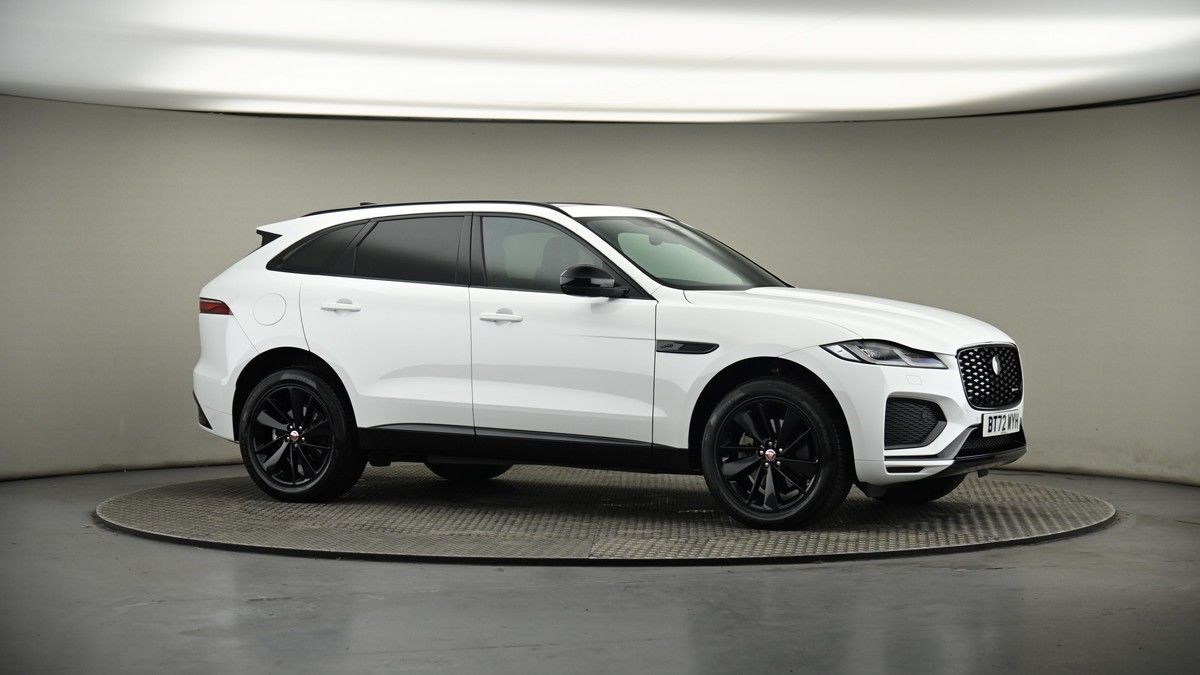 Jaguar F-PACE Image 6