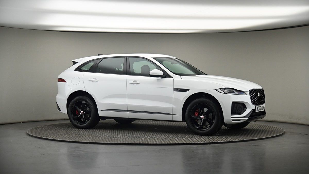 Jaguar F-PACE Image 6