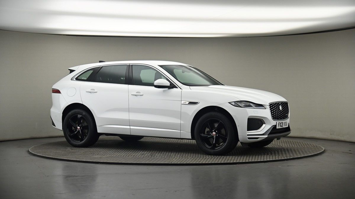 Jaguar F-PACE Image 6