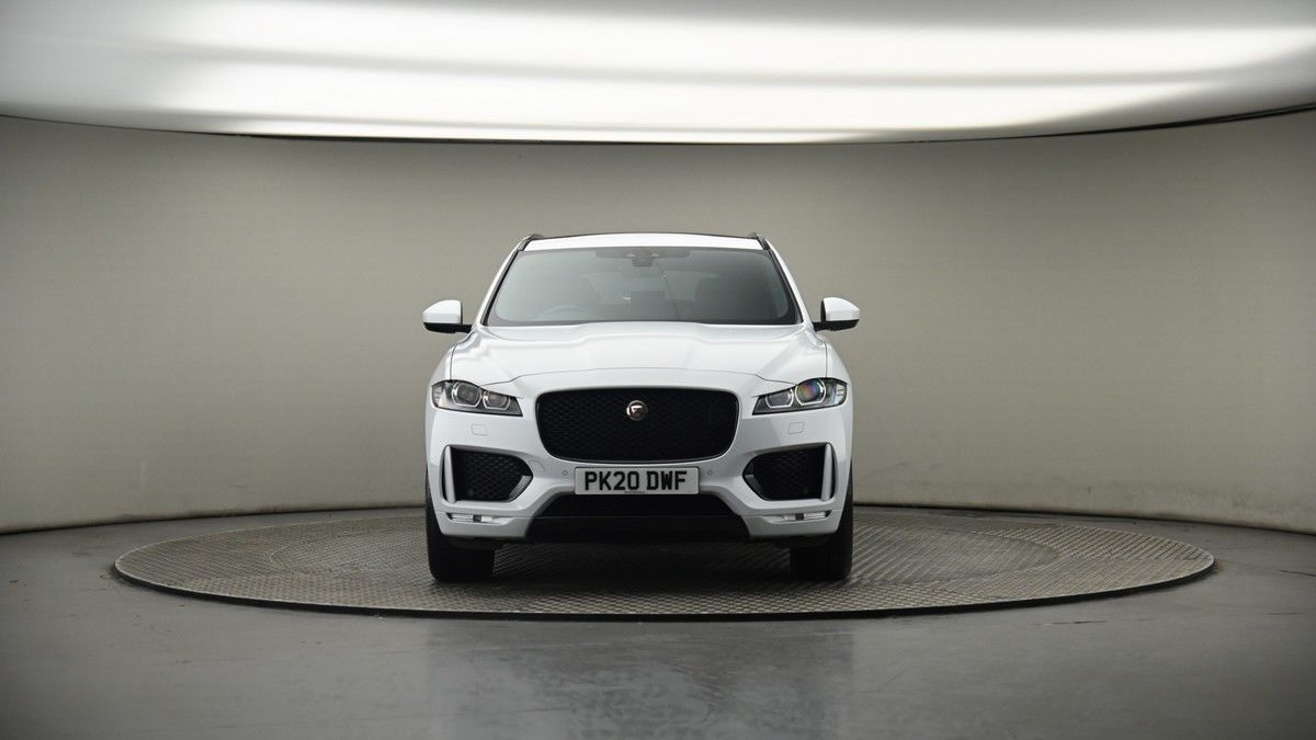 Jaguar F-PACE Image 18