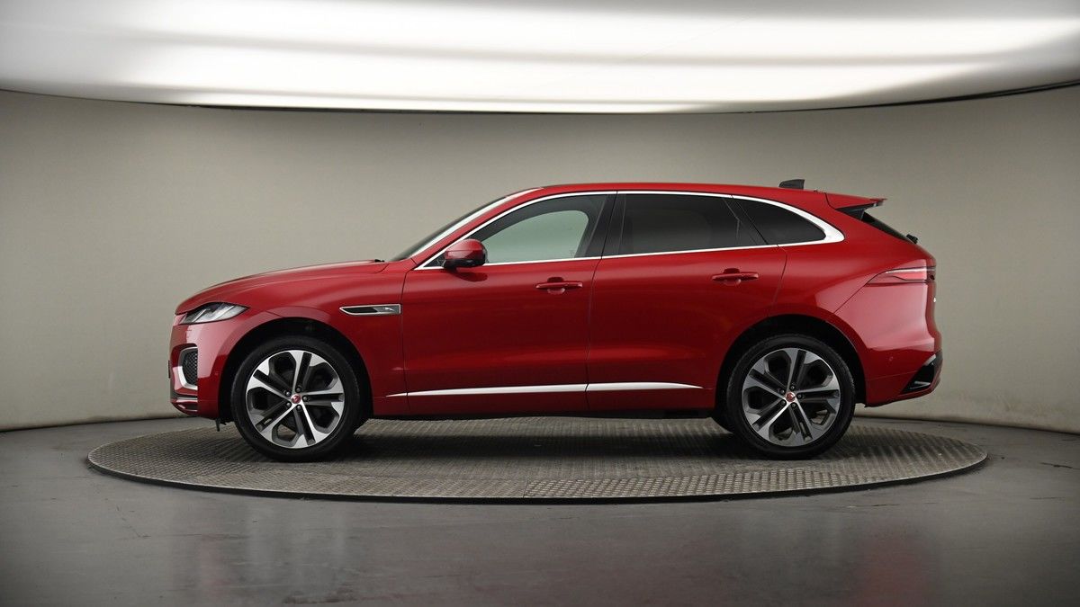 Jaguar F-PACE Image 19